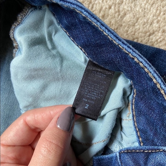 Express jean shorts - Picture 4 of 4